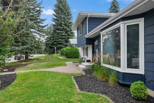 543 Willingdon Boulevard Se, Calgary, AB 