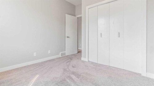 810 Redstone Crescent Ne, Calgary, AB 