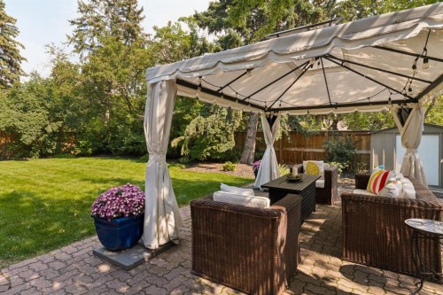 8 Maryland Place Sw, Calgary, AB 