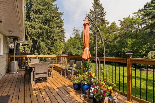 8 Maryland Place Sw, Calgary, AB 