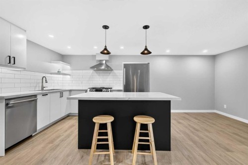 803 Canford Crescent Sw, Calgary, AB 