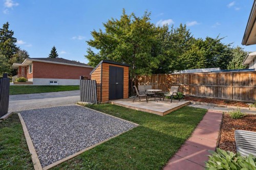 803 Canford Crescent Sw, Calgary, AB 