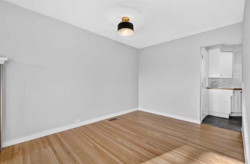 803 Canford Crescent Sw, Calgary, AB 
