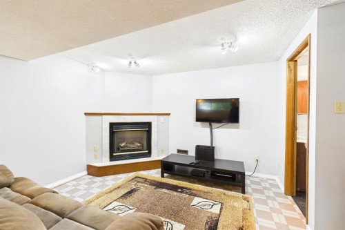 607 Cedarille Way Sw, Calgary, AB 
