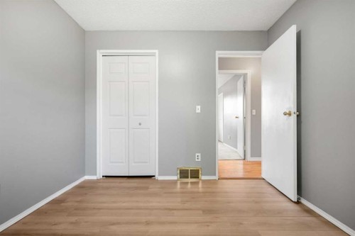 125 Carr Place, Okotoks, AB - Indoor Photo Showing Other Room