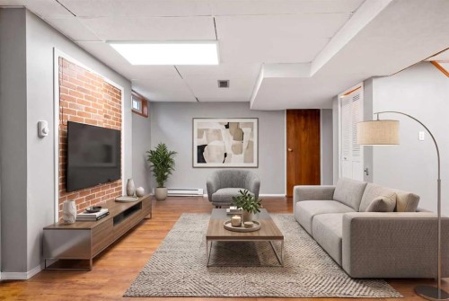 125 Carr Place, Okotoks, AB - Indoor Photo Showing Living Room