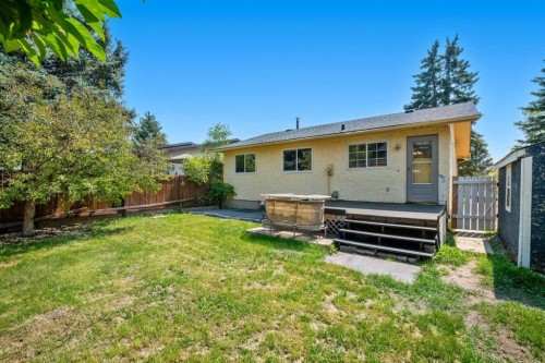 125 Carr Place, Okotoks, AB - Outdoor