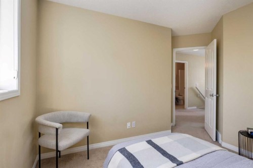 38 Spring Crescent Sw, Calgary, AB 