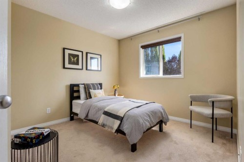 38 Spring Crescent Sw, Calgary, AB 