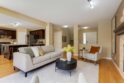 38 Spring Crescent Sw, Calgary, AB 