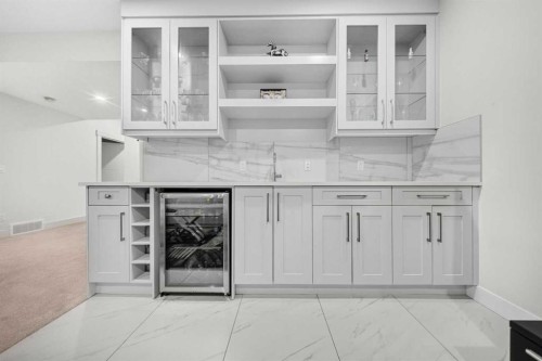 47 Waterford Heights, Chestermere, AB 