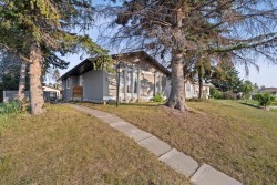 259 Manora Crescent NE Calgary, AB T2A 4S4