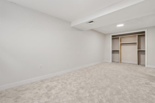 259 Manora Crescent Ne, Calgary, AB 