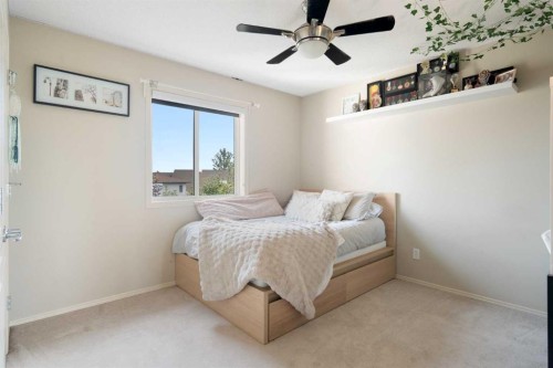 408 Rainbow Falls Way, Chestermere, AB 