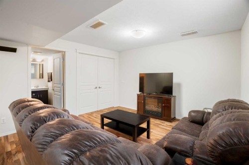 408 Rainbow Falls Way, Chestermere, AB 