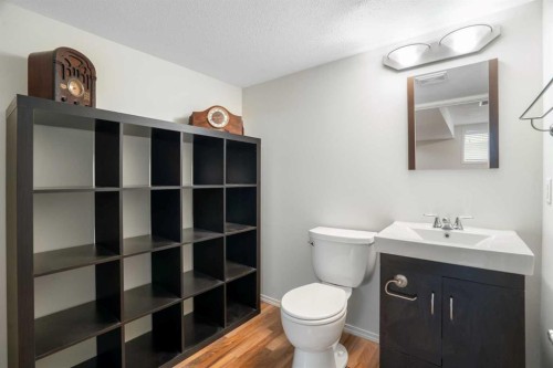 408 Rainbow Falls Way, Chestermere, AB 