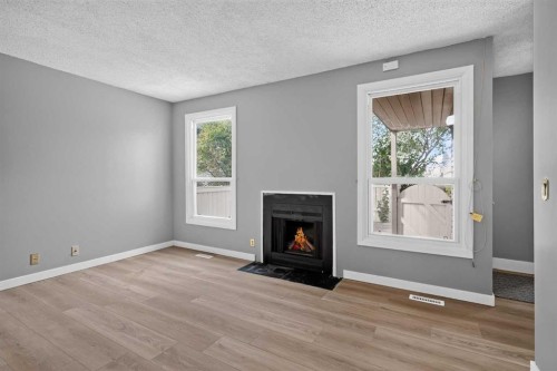 33-3200 60 Street Ne, Calgary, AB 