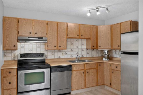 33-3200 60 Street Ne, Calgary, AB 