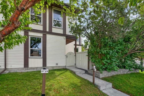 33-3200 60 Street Ne, Calgary, AB 