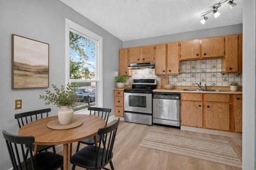 33-3200 60 Street Ne, Calgary, AB 