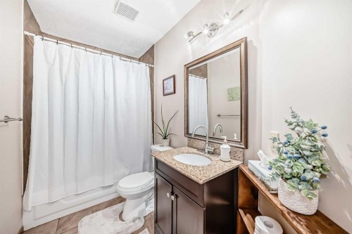 16 Martinridge Way Ne, Calgary, AB 