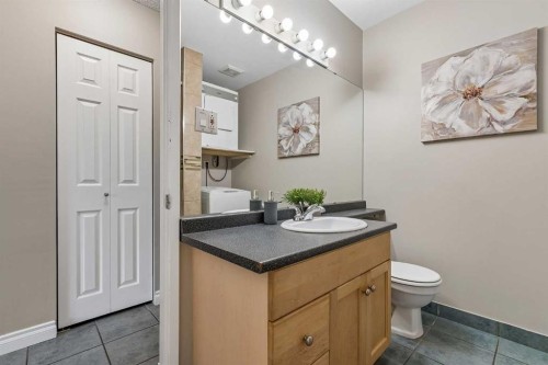 35 Dovercliffe Way Se, Calgary, AB 