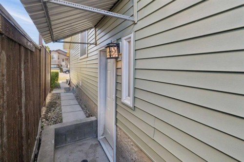 76 Martindale Close Ne, Calgary, AB 