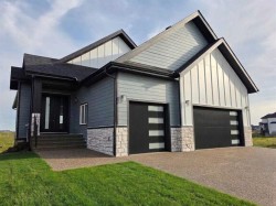 267 Muirfield Crescent  Lyalta, AB T0J 1Y1