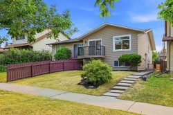 1387 Berkley Drive NW Calgary, AB T3K 1T5