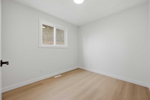 1387 Berkley Drive Nw, Calgary, AB 