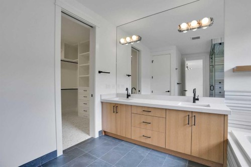 427 Patterson Boulevard Sw, Calgary, AB 