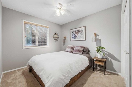 76 Valley Meadow Close Nw, Calgary, AB 