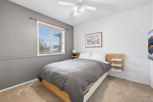 76 Valley Meadow Close Nw, Calgary, AB 