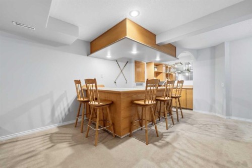 76 Valley Meadow Close Nw, Calgary, AB 