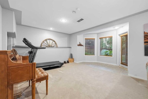 76 Valley Meadow Close Nw, Calgary, AB 