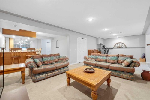 76 Valley Meadow Close Nw, Calgary, AB 