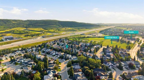 76 Valley Meadow Close Nw, Calgary, AB 