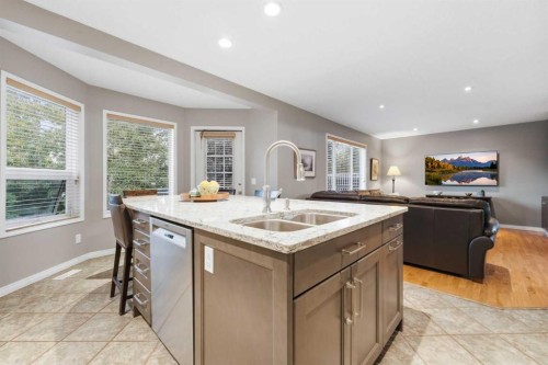 76 Valley Meadow Close Nw, Calgary, AB 