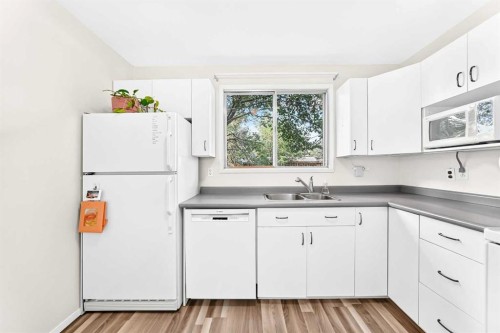 755 Kingsmere Crescent Sw, Calgary, AB 