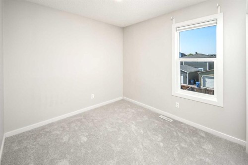 25 Marquis Place Se, Calgary, AB 
