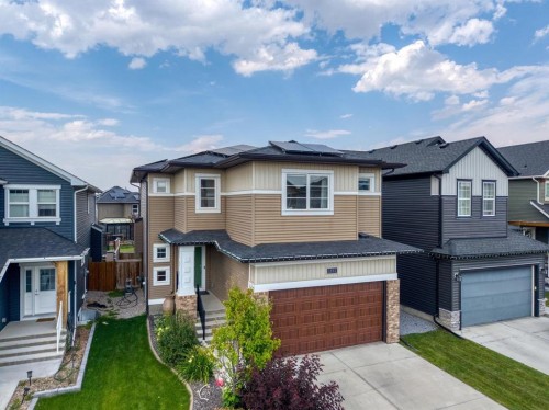 1532 Ravensmoor Way SE Airdrie, AB T4A 0V9