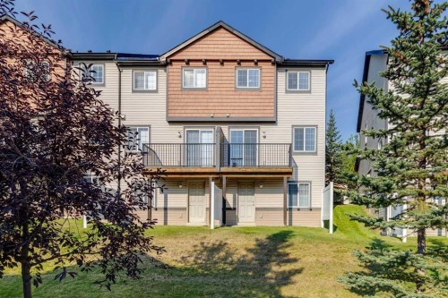123 Pantego Lane Nw, Calgary, AB 