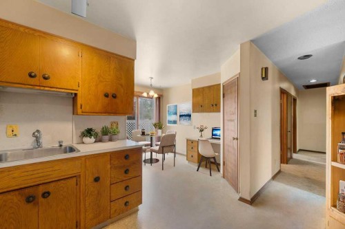 4207 Brisebois Drive Nw, Calgary, AB 