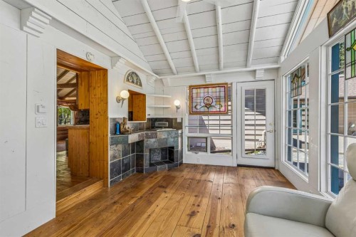 4 Pine Avenue, Bragg Creek, AB 