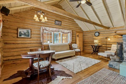 4 Pine Avenue, Bragg Creek, AB 
