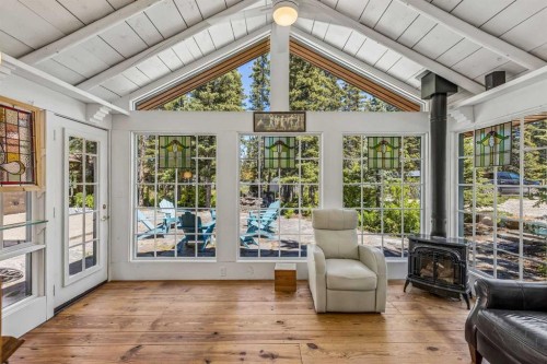 4 Pine Avenue, Bragg Creek, AB 