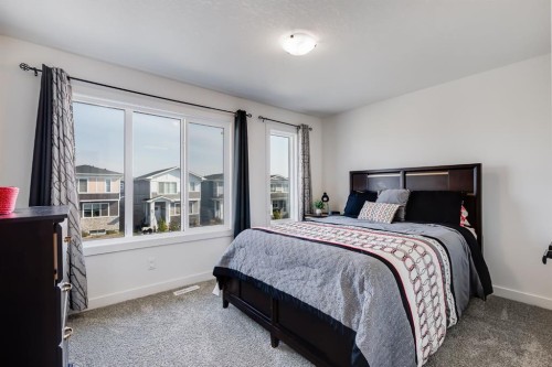 223 Chelsea Heath, Chestermere, AB 