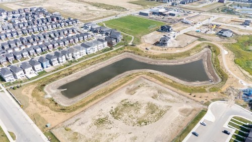 223 Chelsea Heath, Chestermere, AB 