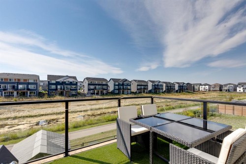 223 Chelsea Heath, Chestermere, AB 
