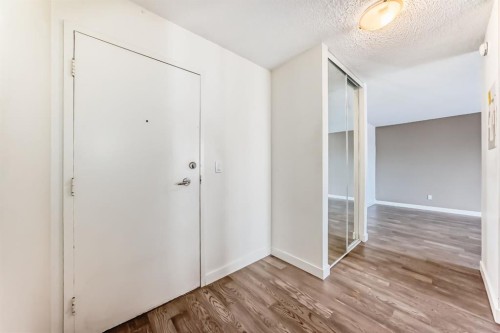 302-4455A Greenview Drive Ne, Calgary, AB 